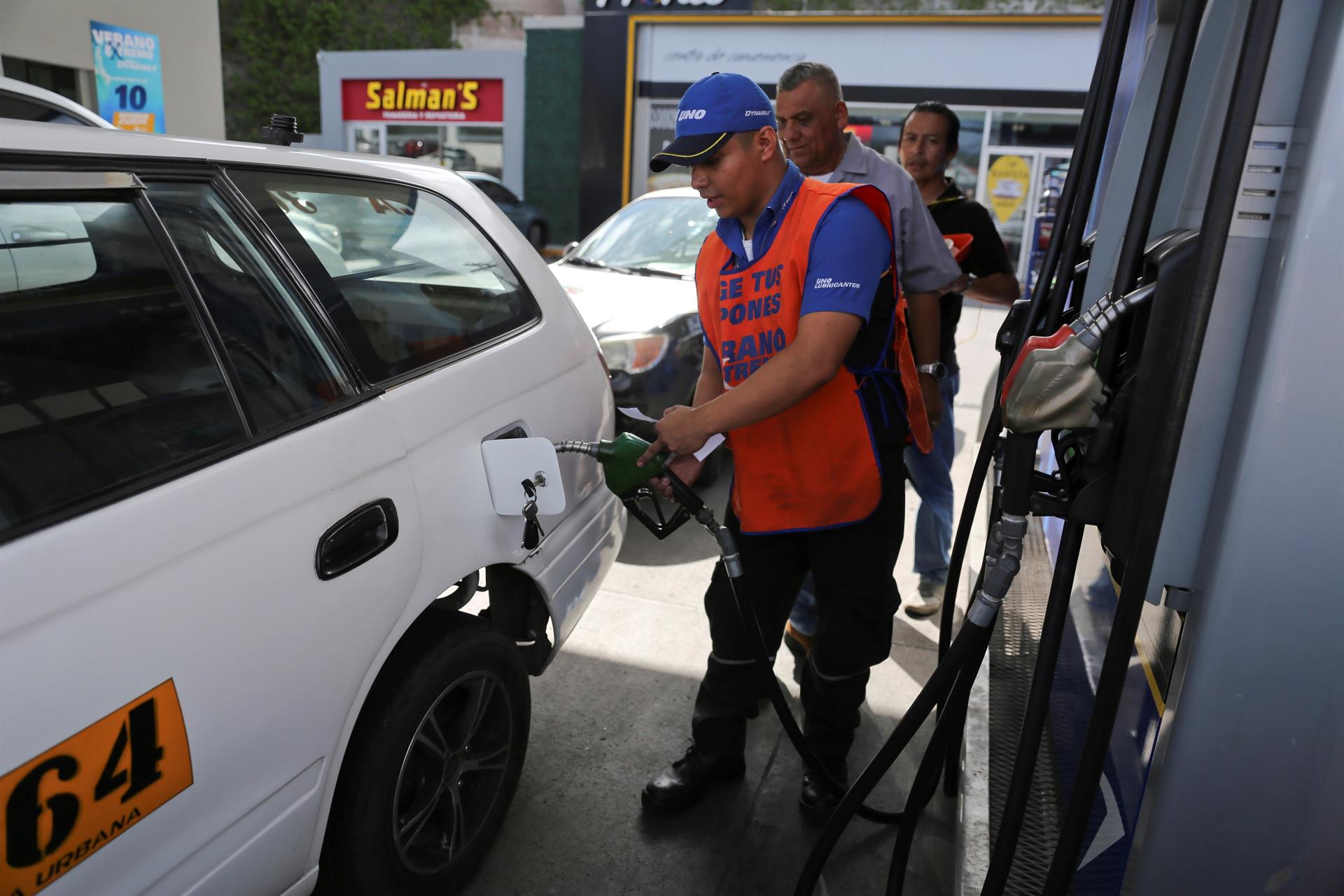 Rebajas en precios del combustible en Honduras a partir del 20 de diciembre