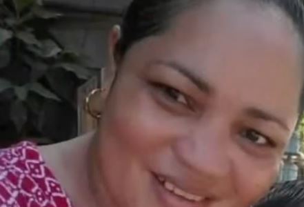 Hondureño mata a puñaladas a su pareja y luego se suicida en Roatán