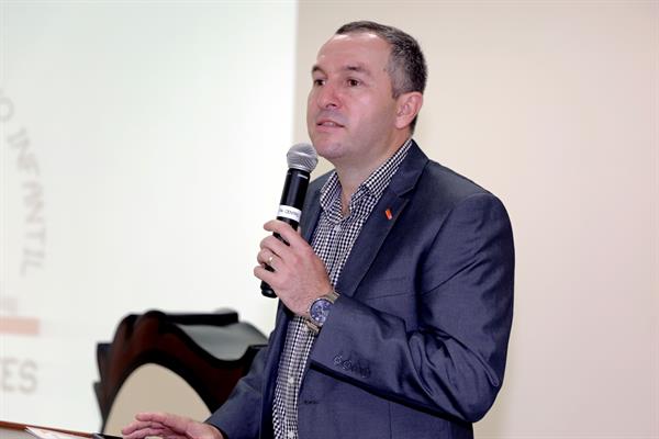 Organización internacional solicita a Honduras reabrir escuelas y combatir la violencia infantil