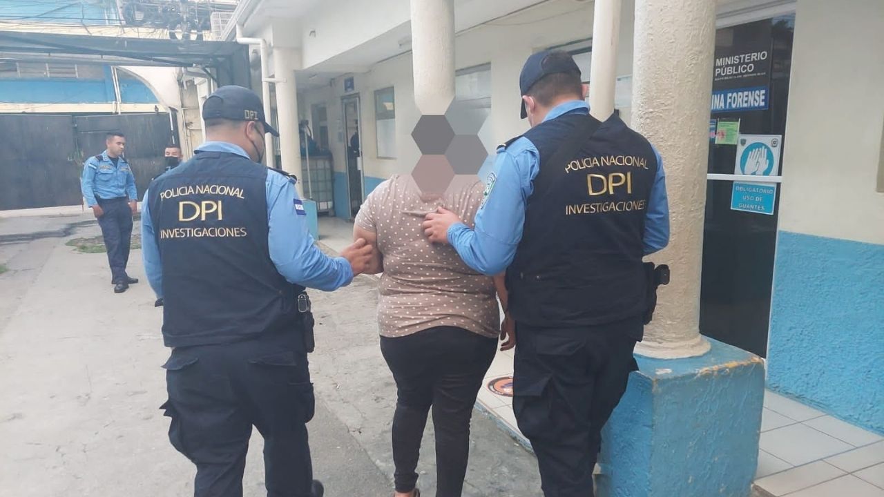 Rescatan a hondureña secuestrada en SPS; mira cuánto habían pedido por WhatsApp a su familia para no matarla