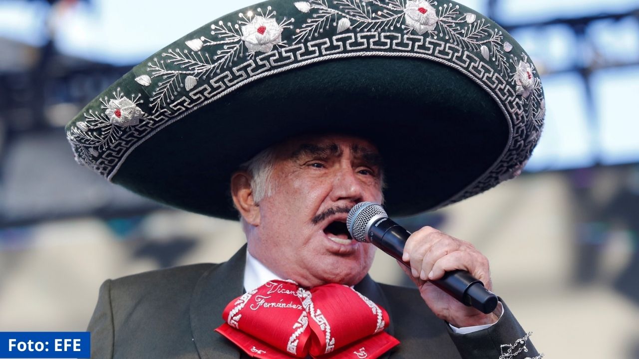 Vicente Fernández vuelve a terapia intensiva por problemas respiratorios