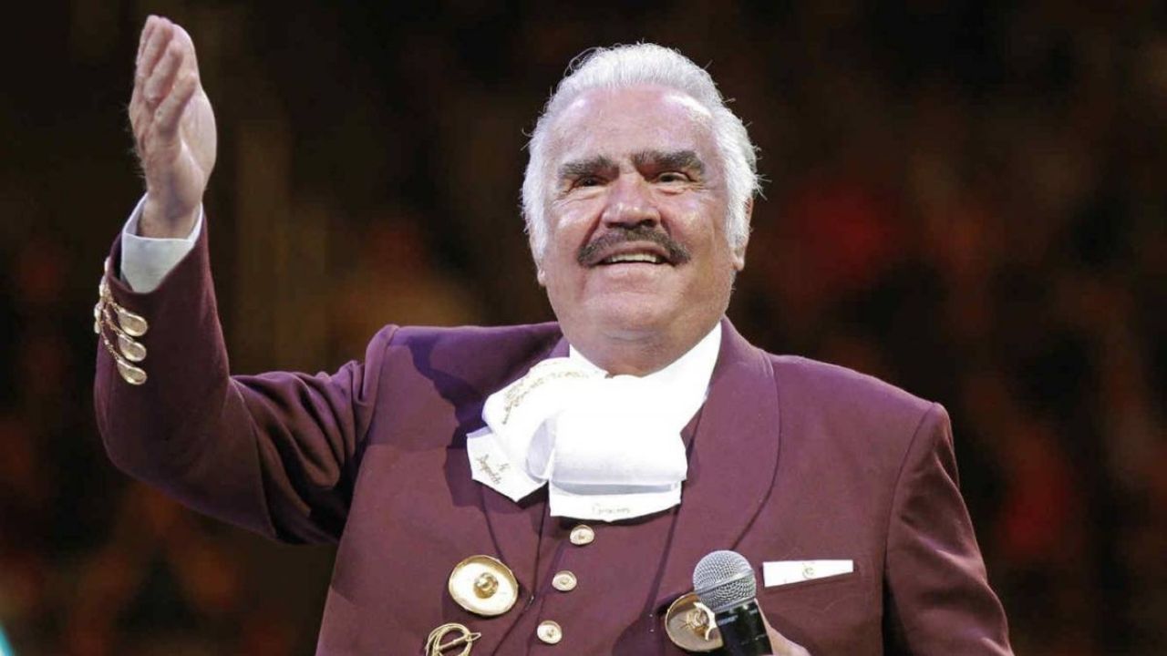 Fallece el ídolo de la música ranchera Vicente Fernández a los 81 años de edad
