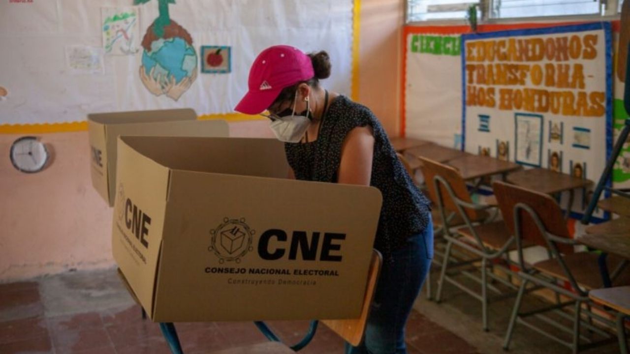 En nivel presidencial: Dos de cada 100 votos válidos fueron para partidos pequeños y candidaturas independientes