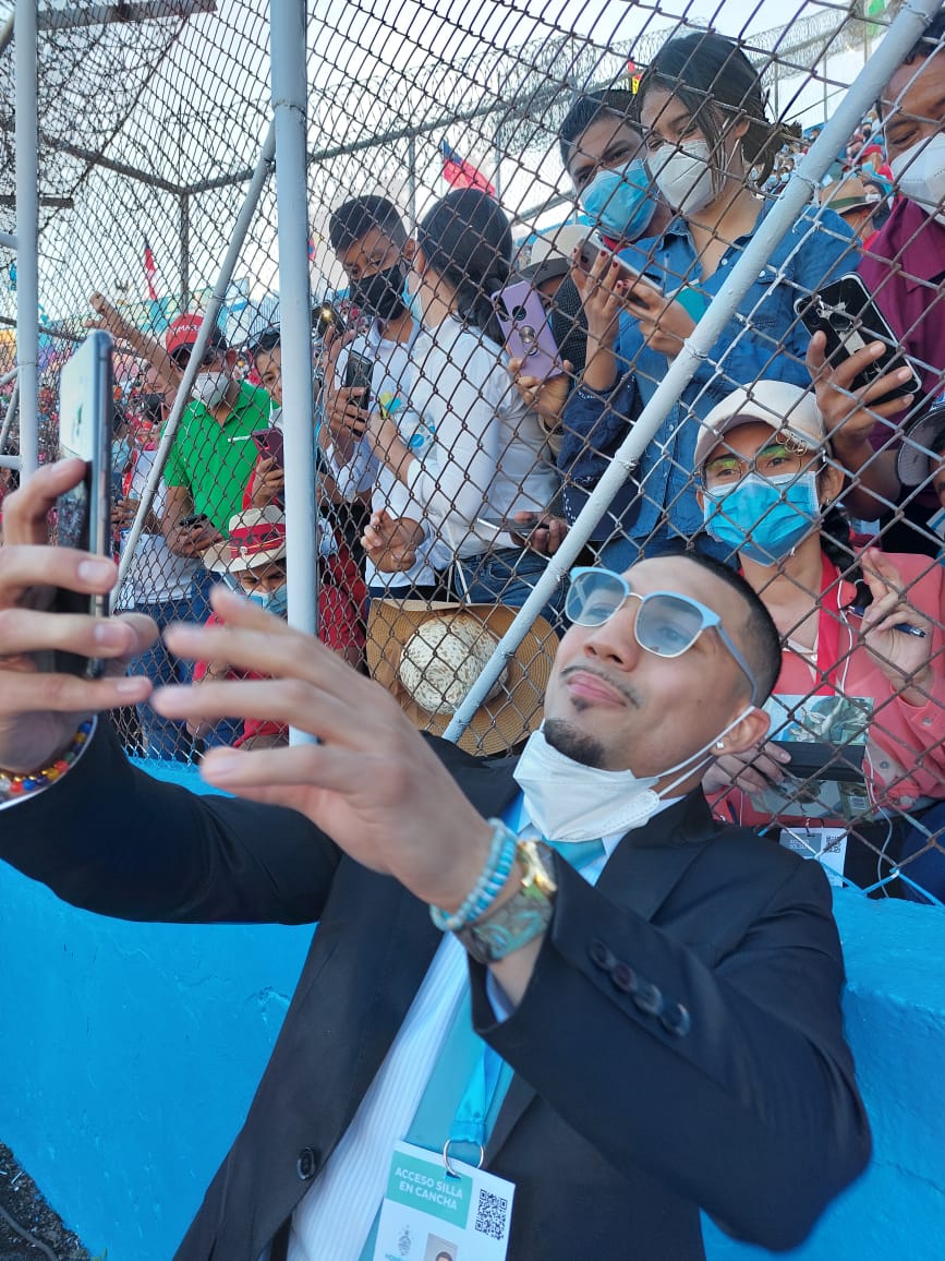 Fotos: Teófimo López causa furor en la toma de posesión de Xiomara Castro en Honduras