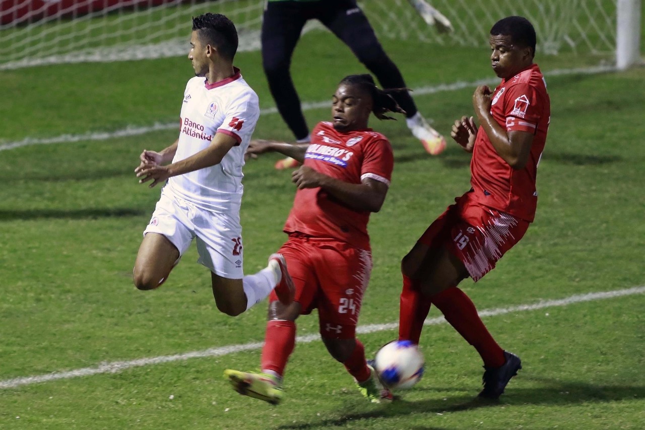 Emocionante arranque en la Liga 5 Estrellas: así se vivió la primera jornada