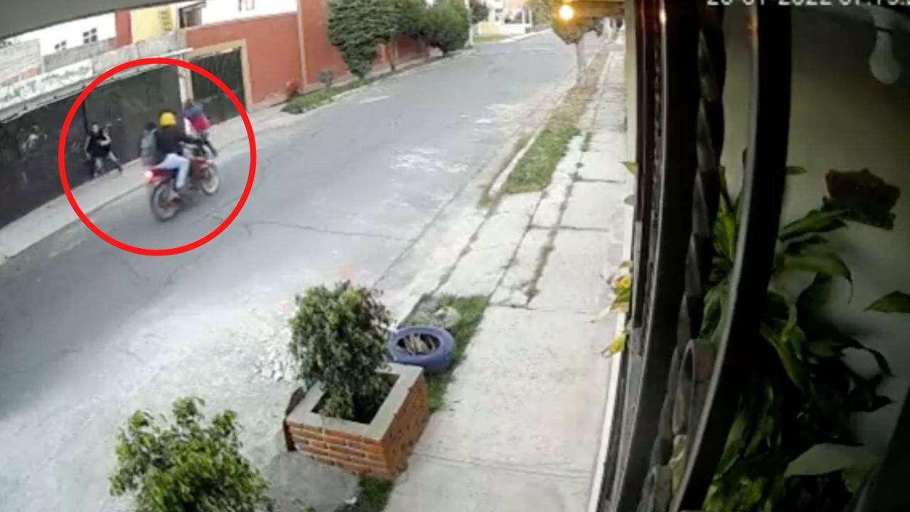 Video: Intentan asaltar a hombre que gritaba 'auxilio, suenen las alarmas'