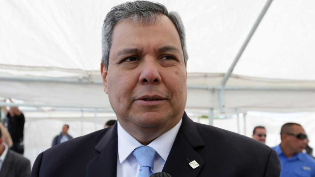 Presidente del BCIE, Dante Mossi, felicita a Honduras por la culminación del corredor seco