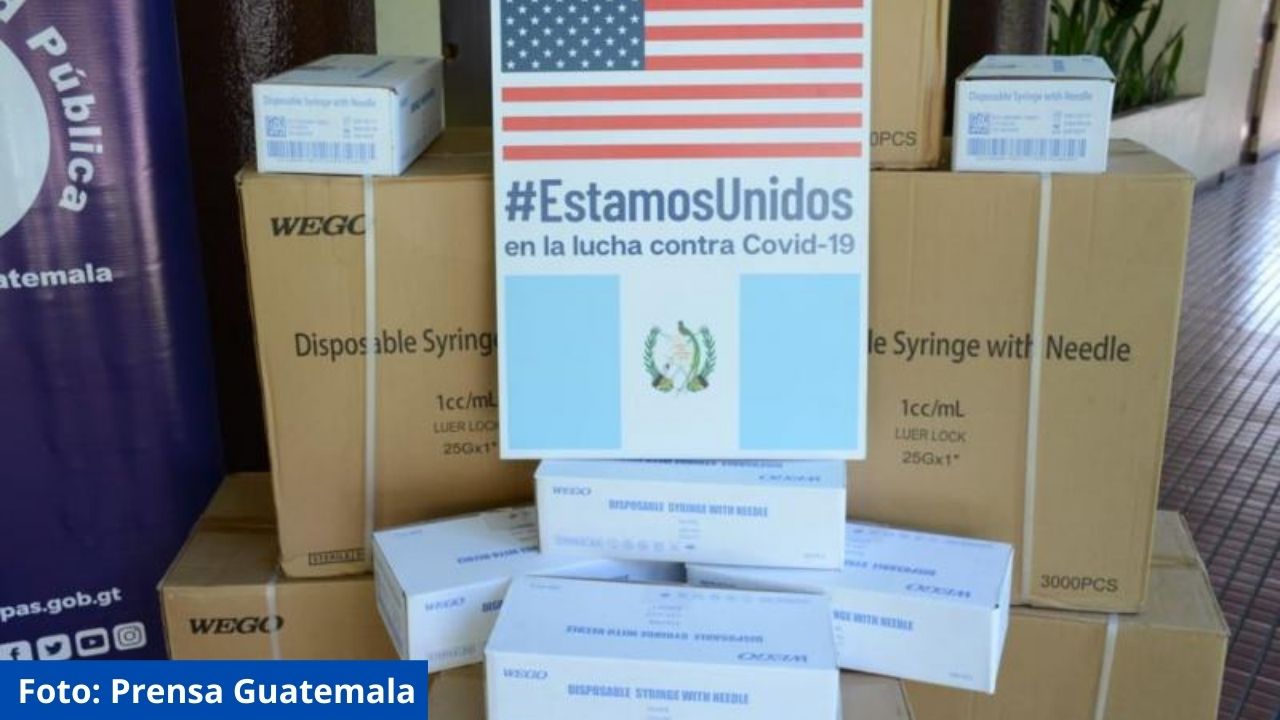 Estado Unidos donó jeringas y un secuenciador a Guatemala