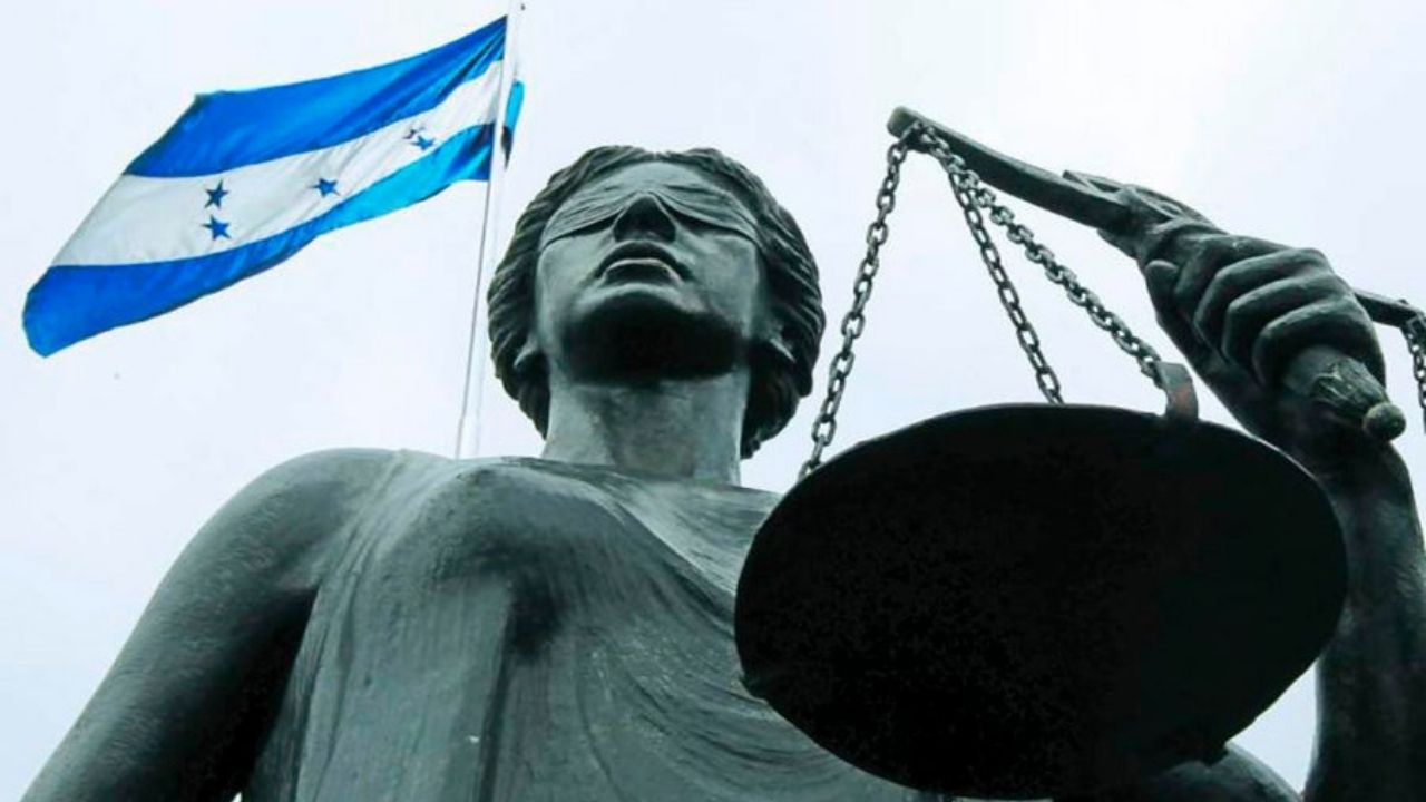 Dar marcha atrás a contratos que destruyen seguridad jurídica, piden sectores mayoritarios