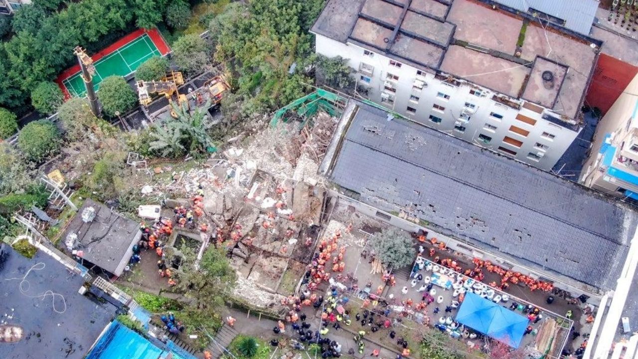 Ya suman 16 los muertos durante explosión de una cafetería en China