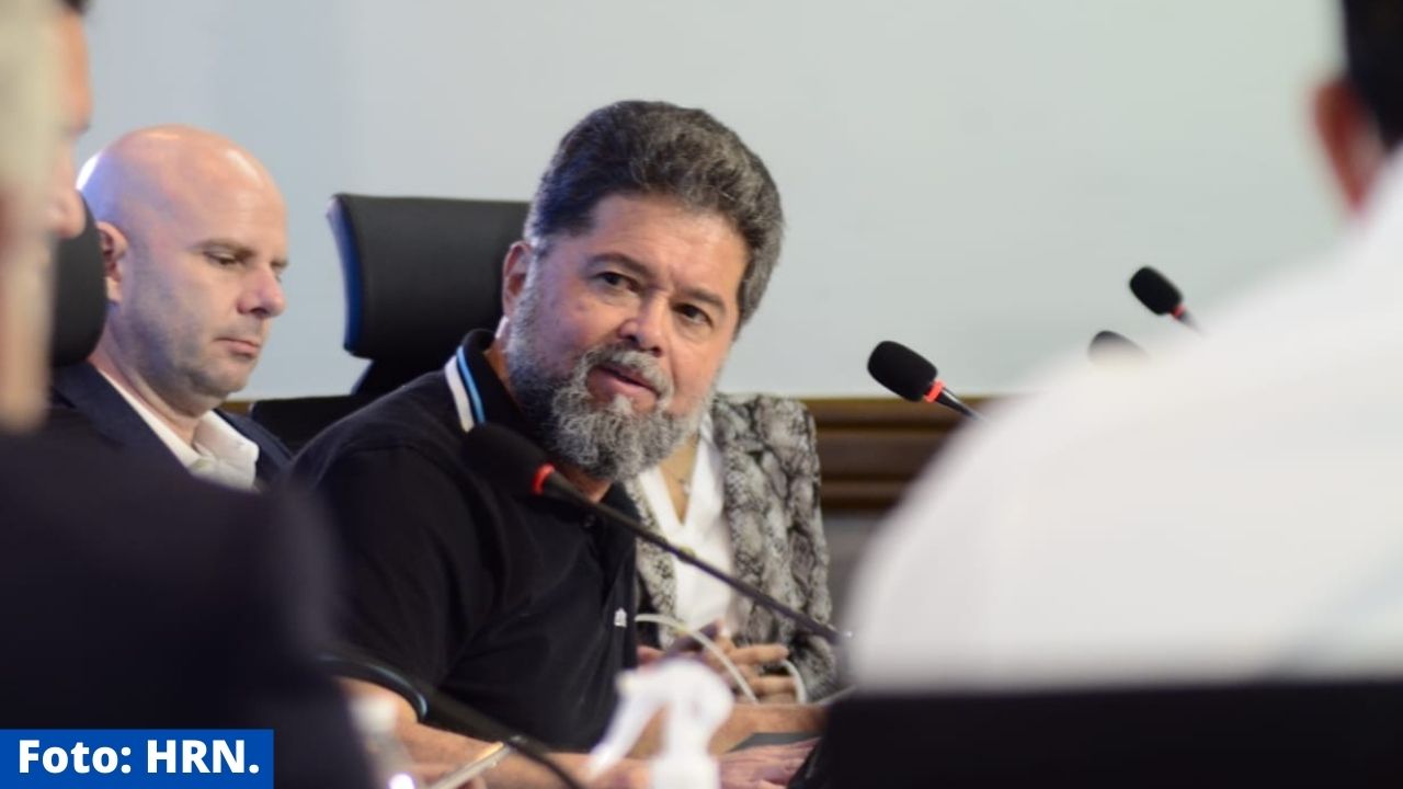 ¿Estados Unidos está involucrado en el regreso del excomisionado Sabillón? Esto contestó la Comisión de Transición