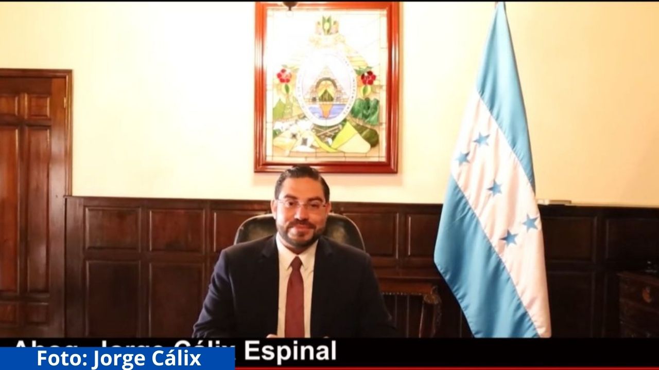 'Les invito a abandonar el discurso de división': Jorge Cálix