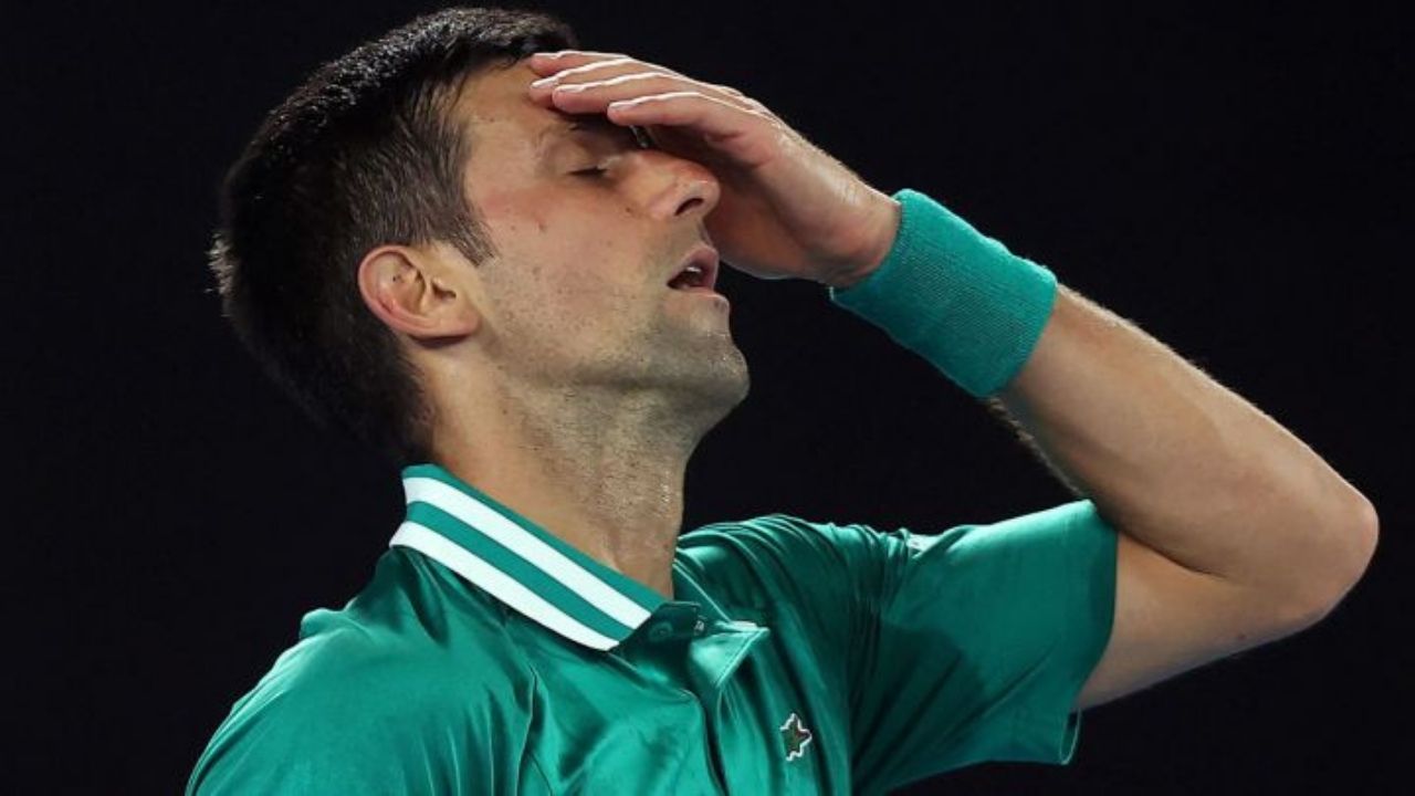 Australia detiene a Djokovic ante la vista judicial sobre su deportación