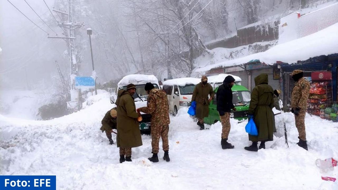 Al menos 22 personas murieron durante tormenta de nieve en Pakistán
