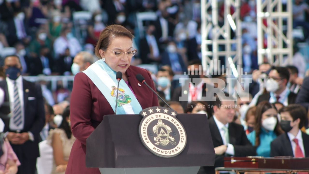 Economistas y empresarios sugieren a Xiomara Castro reducir la burocracia