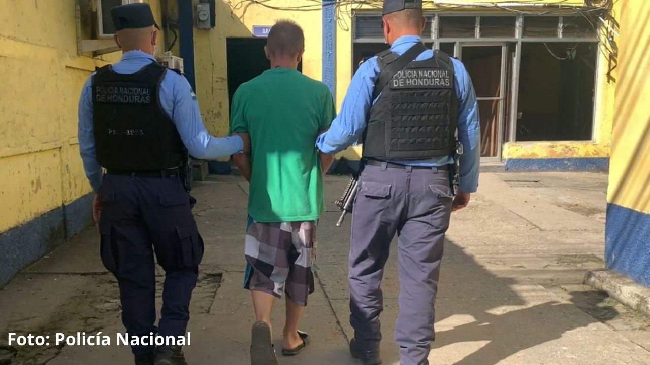 Pastor ruso es arrestado por extraer madera de manera ilegal