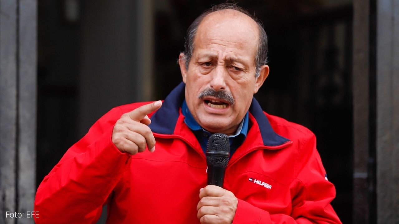 El primer ministro de Perú "acepta su derrota" y pone su cargo a disposición