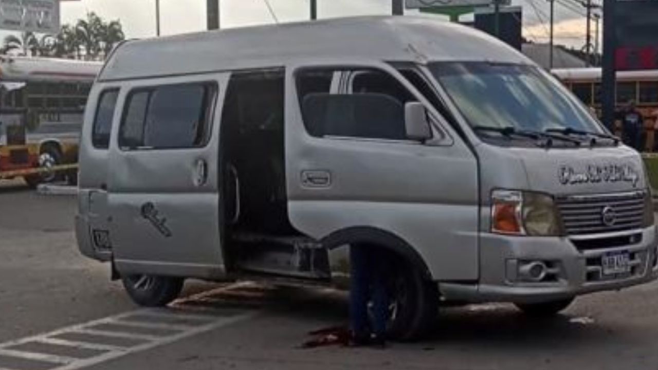 Conductor de rapidito y pasajera mueren a manos de sicarios; la hondureña iba al lado del chofer