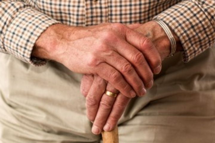 Hombre estuvo 30 horas con el cadáver de su esposa en su casa; este fue el motivo