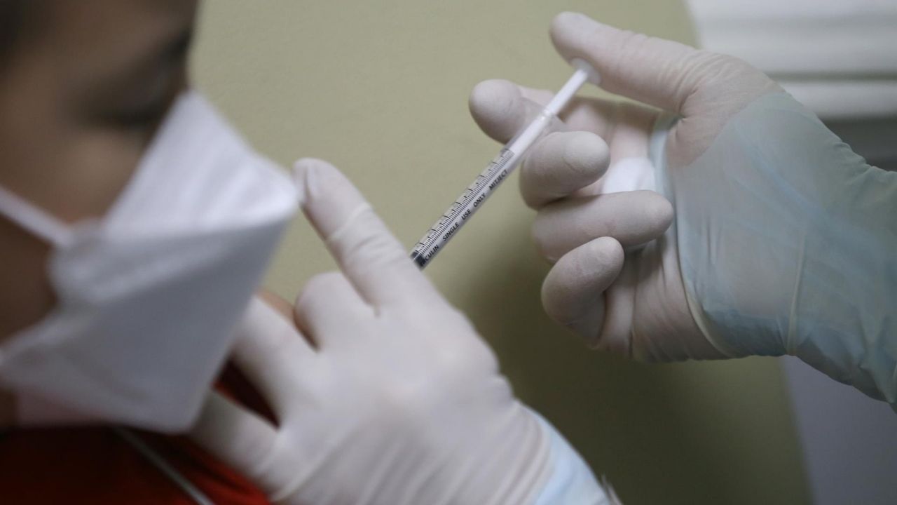 Desmienten que niños tengan 52 veces más probabilidades de morir por las vacunas de covid