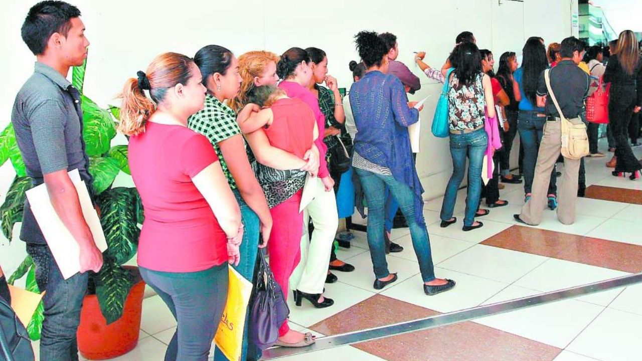 Miles de hondureños quedarían sin trabajo si derogan Ley de empleo por hora, advierte empresa privada