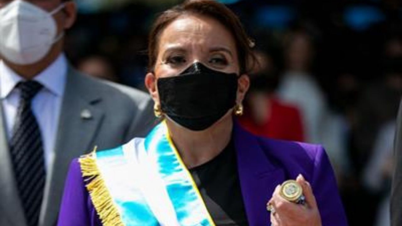 Xiomara Castro anuncia que fortalecerá la Fuerza Aérea de Honduras