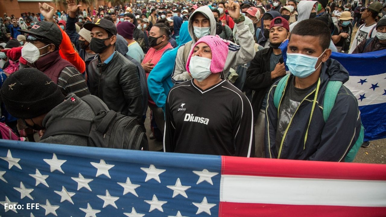 Policía rescata en Guatemala a 80 migrantes y captura a dos traficantes
