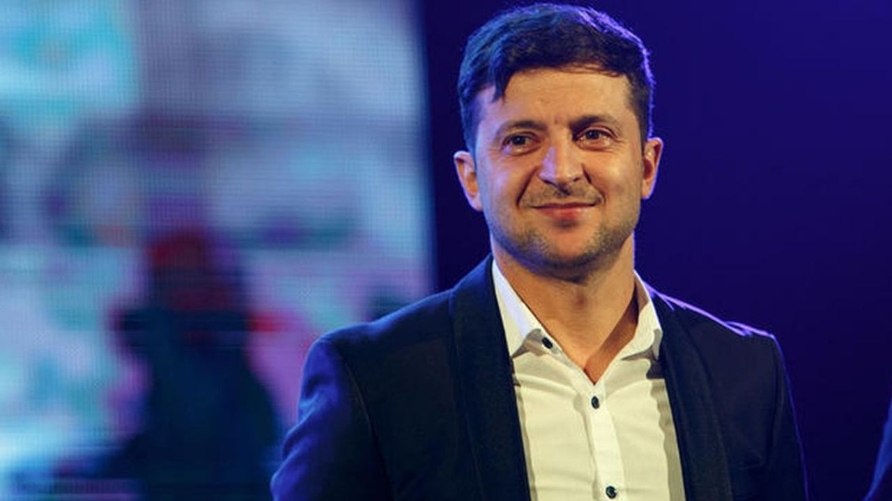 Con mensaje de paz podría aparecer en los premios Oscar el presidente ucraniano Volodymyr Zelensky