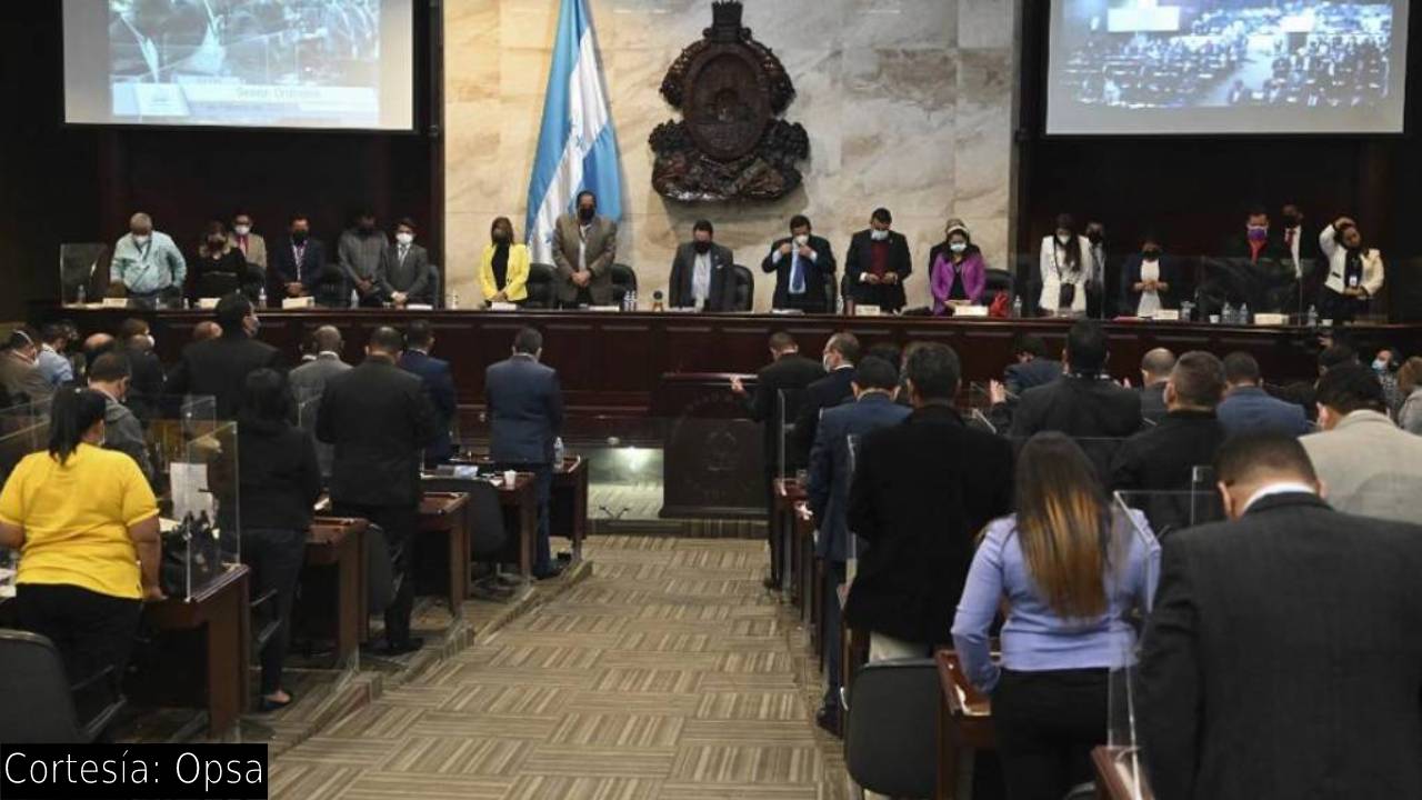 Decreto de amnistía política tiene deficiencia de conceptos y debe reformarse: Tomás Ramírez; Libre ¿está de acuerdo?