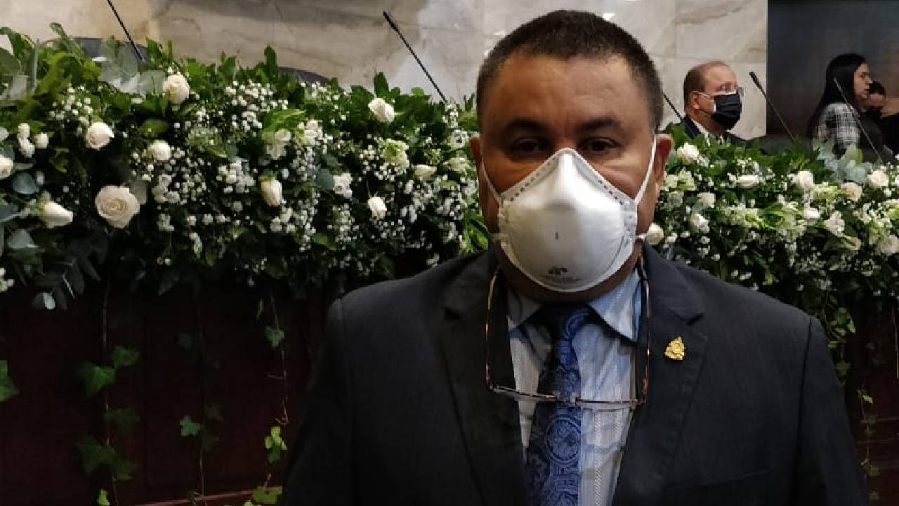Carlos Umaña: 'Nos satanizan como si fuéramos coparticipes de liberar a corruptos'; PSH pedirá reglamentar la amnistía política