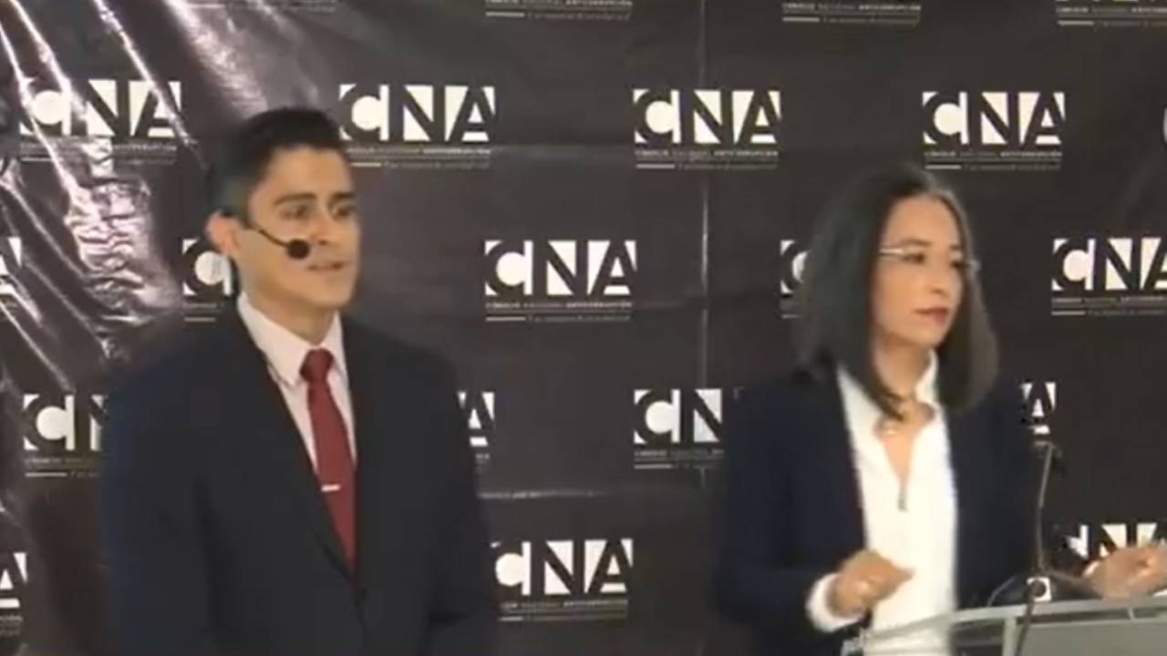 CNA denuncia erogación de L 61 millones para pagar a funcionarios en Suiza; uno es sobrino de JOH