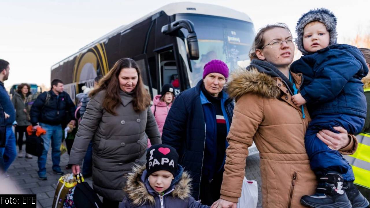 Éxodo de refugiados ucranianos se ralentiza, pero roza ya los 2.6 millones