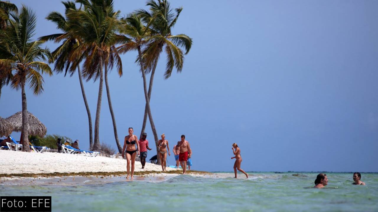 Turistas ucranianos quedaron varados en República Dominicana por invasión rusa; saldrán en vuelos humanitarios