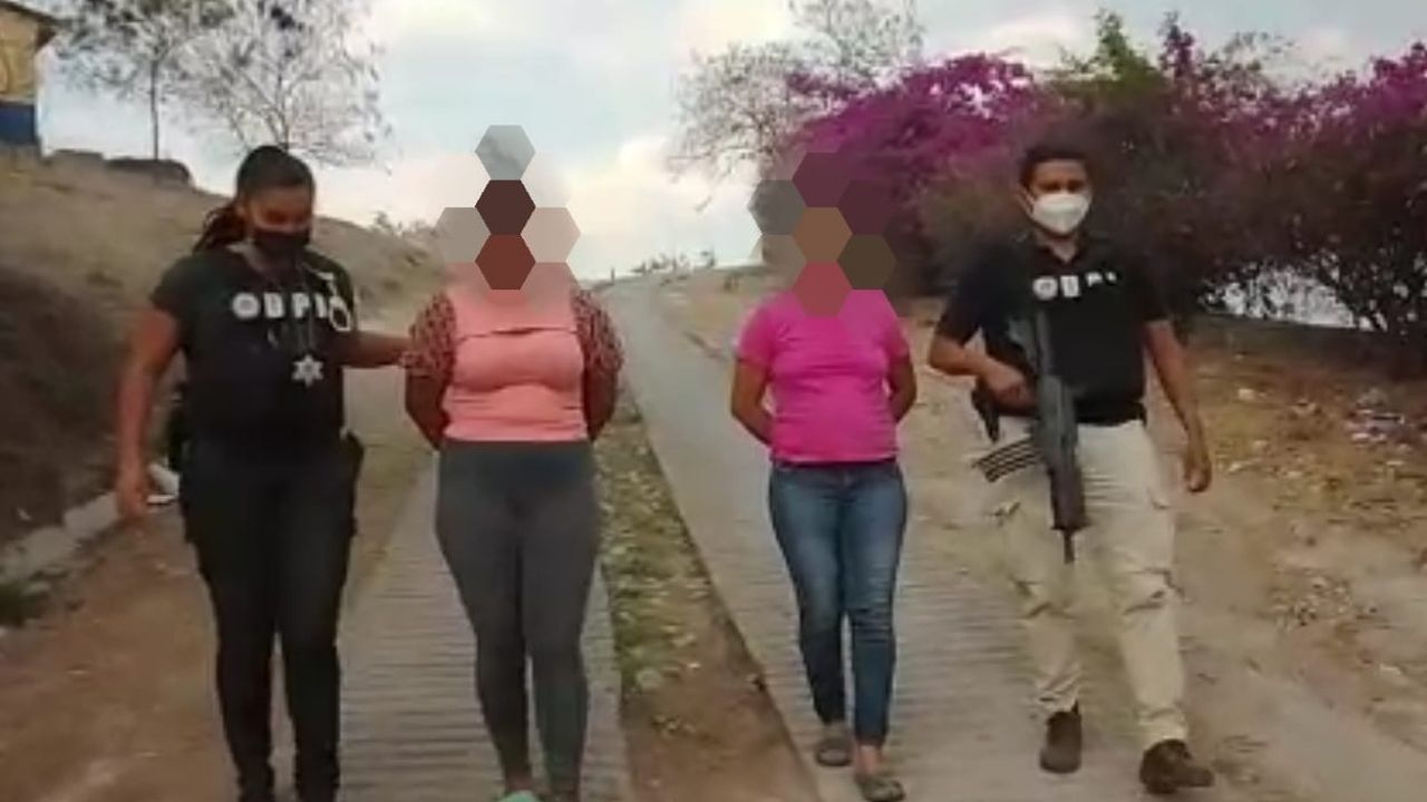 Caen dos hondureñas supuestamente por explotar sexualmente a su hermana de 10 años