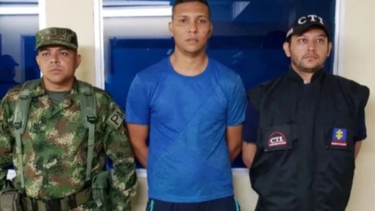 Hombre le arranca el pelo a su pareja con un cuchillo porque ella no quería tener relaciones sexuales