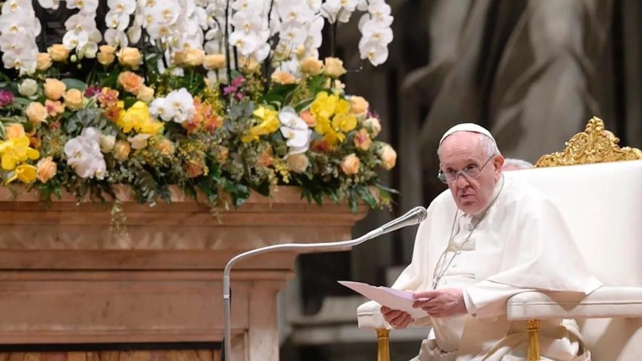 El Papa pide en su mensaje de Pascua que los países escuchen el grito de paz