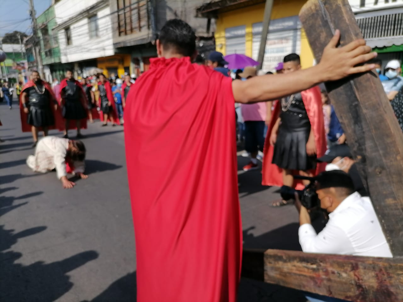 Imágenes: Así se desarrolla el Santo Viacrucis en Honduras