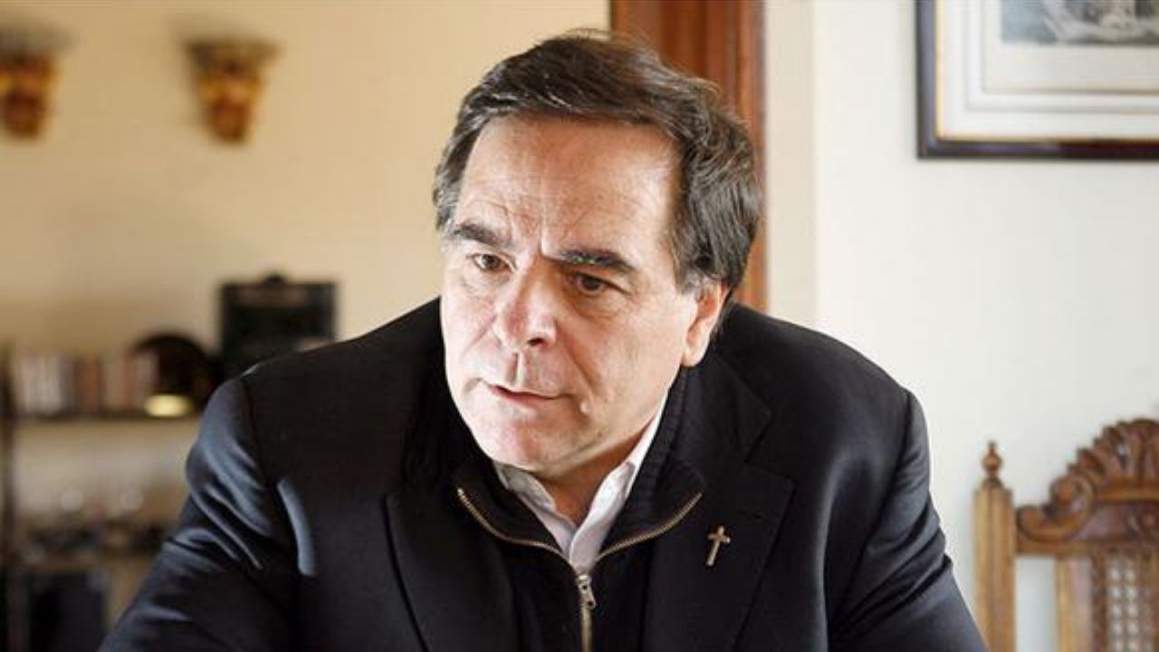 Investigación canónica contra célebre cura chileno por supuesto abuso a menor