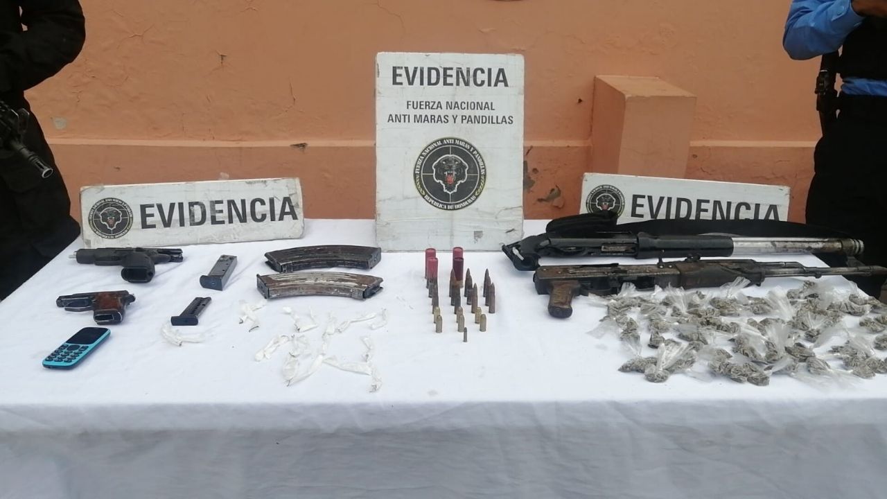 FNAMP realiza fuerte decomiso de armas y drogas de la MS-13 en Comayagüela
