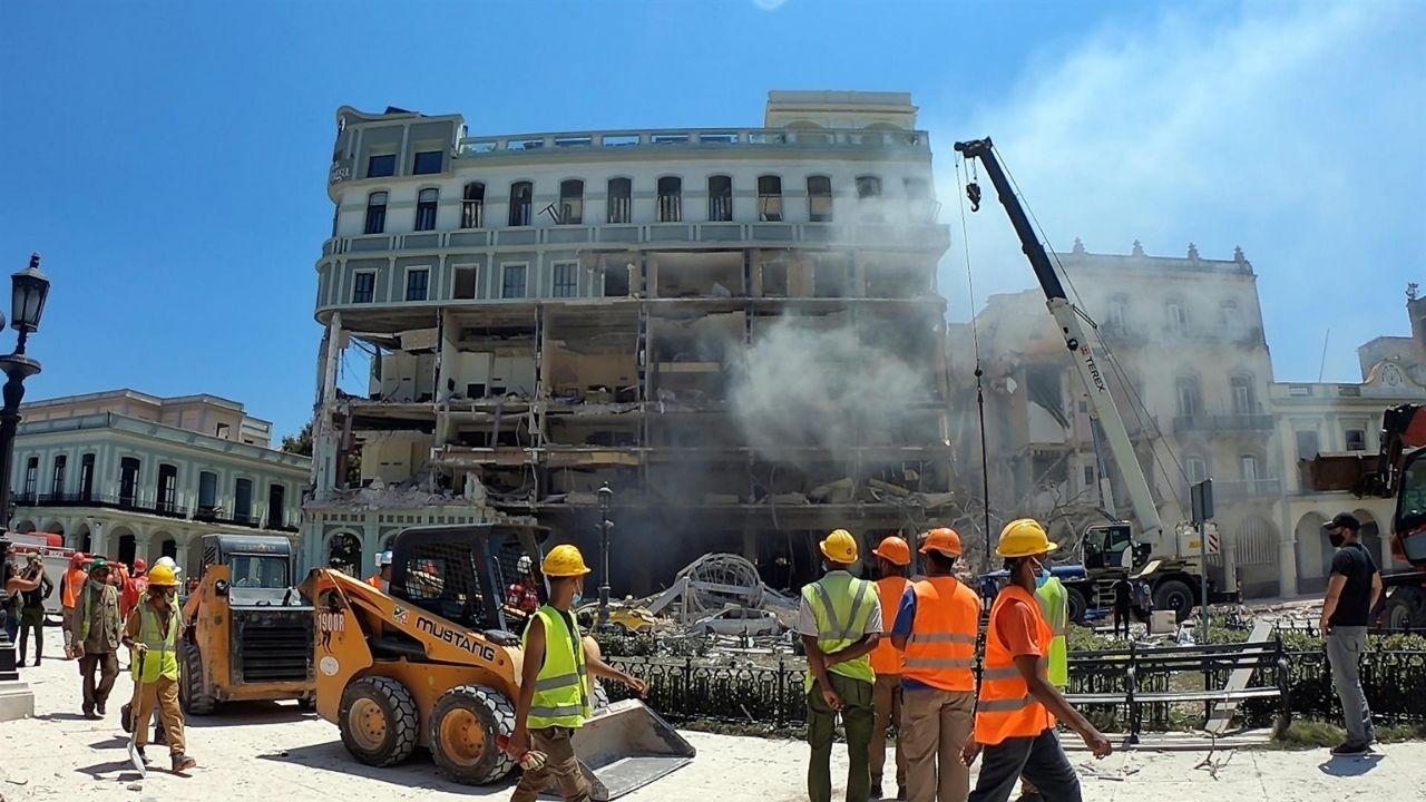 A 22 aumenta cifra de muertos en explosión de un hotel de lujo en La Habana, Cuba