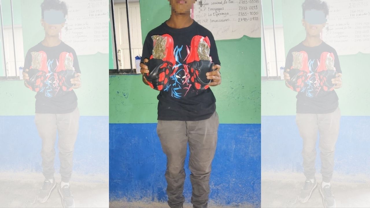 Hondureño intenta ingresar marihuana a centro penal, camuflada en sandalias