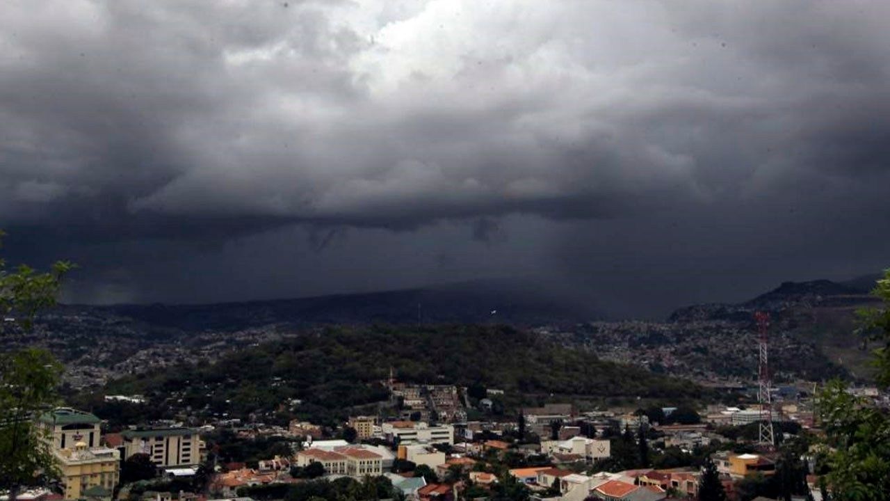 En estos cinco departamentos de Honduras continuarán las lluvias; seguirán en alerta verde