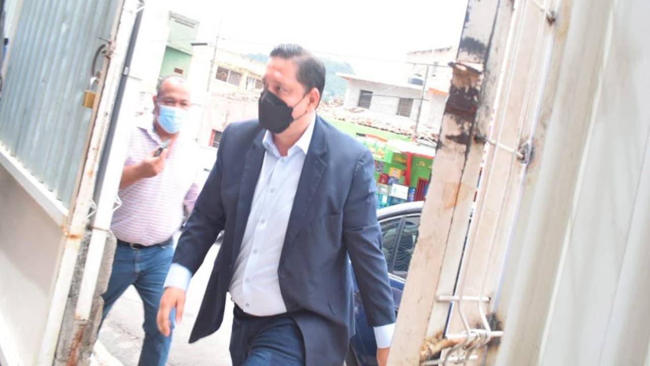Dictan auto de formal procesamiento a Gabriel Rubí por caso 'Triaje' de El Tórax