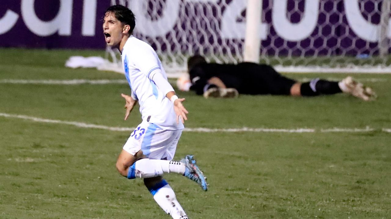 Guatemala vence a Canadá en tanda de penaltis y pasa a cuartos de final
