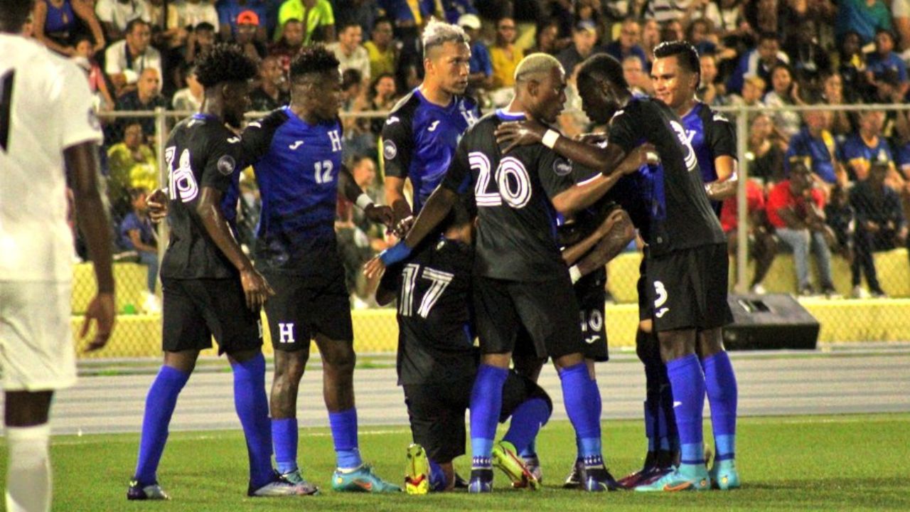 Honduras sufre problemas para retornar al país a pocas horas de enfrentar a Curazao