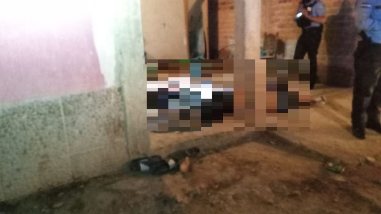 Masacre en La Paz: Identifican a las cinco personas asesinadas en el patio de una casa