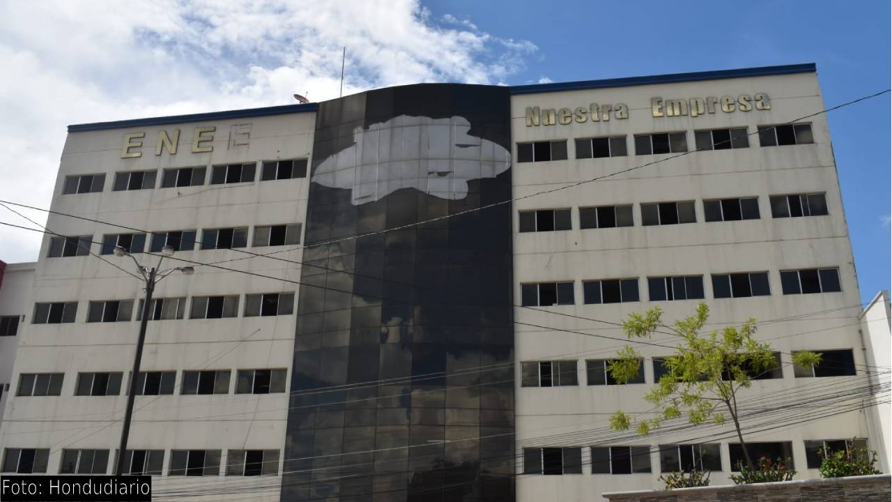 ENEE tiene ingresos por L 11 mil millones, mora de abonados de L 15,500 y pasivo de L 92 mil millones