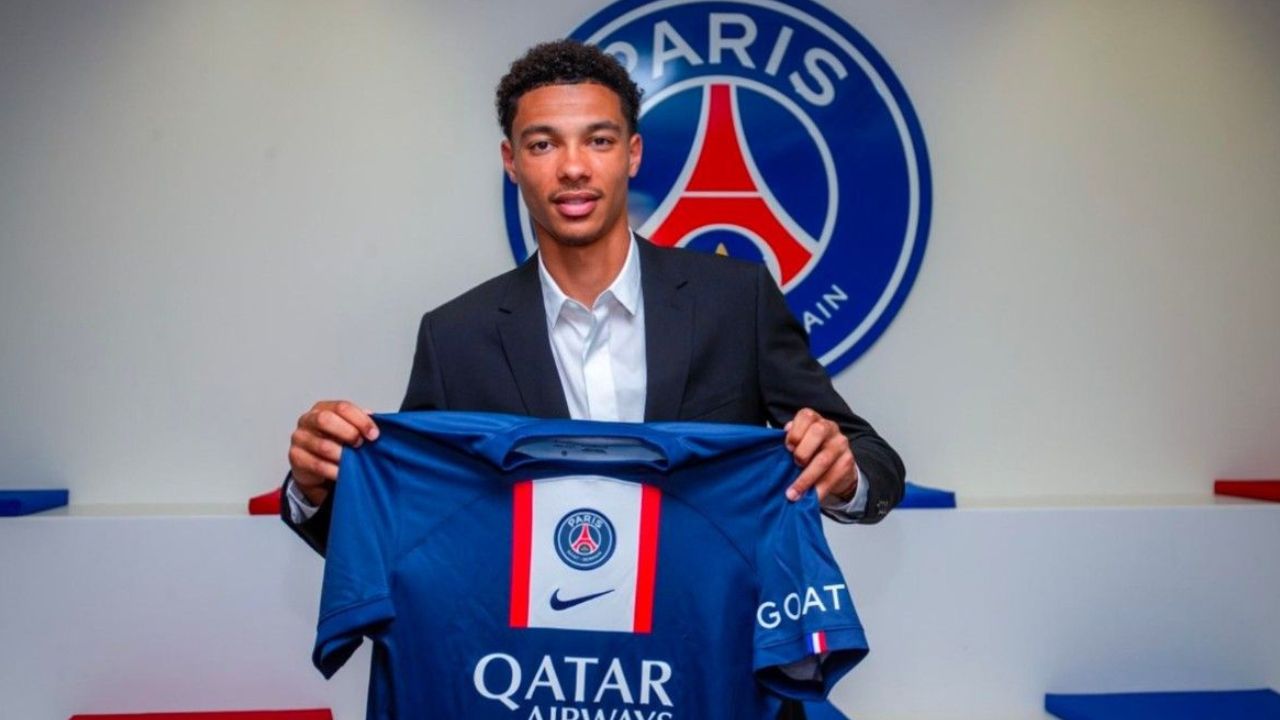 El PSG anuncia el fichaje de Ekitiké