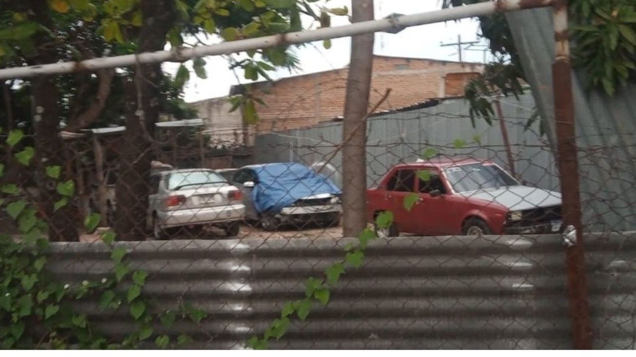 Decomisan otro vehículo que estuvo en el lugar del asesinato del hijo de Pepe Lobo y sus amigos