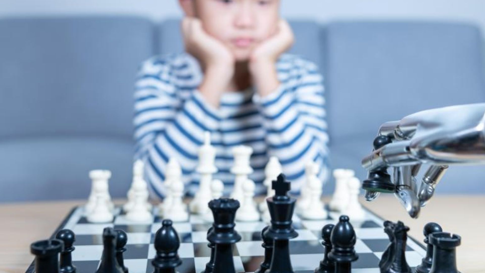 Robot le rompió dedo a niño de 7 años en un torneo de ajedrez en Rusia